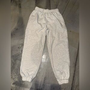 Hollister Women's Light Gray Cropped Pants